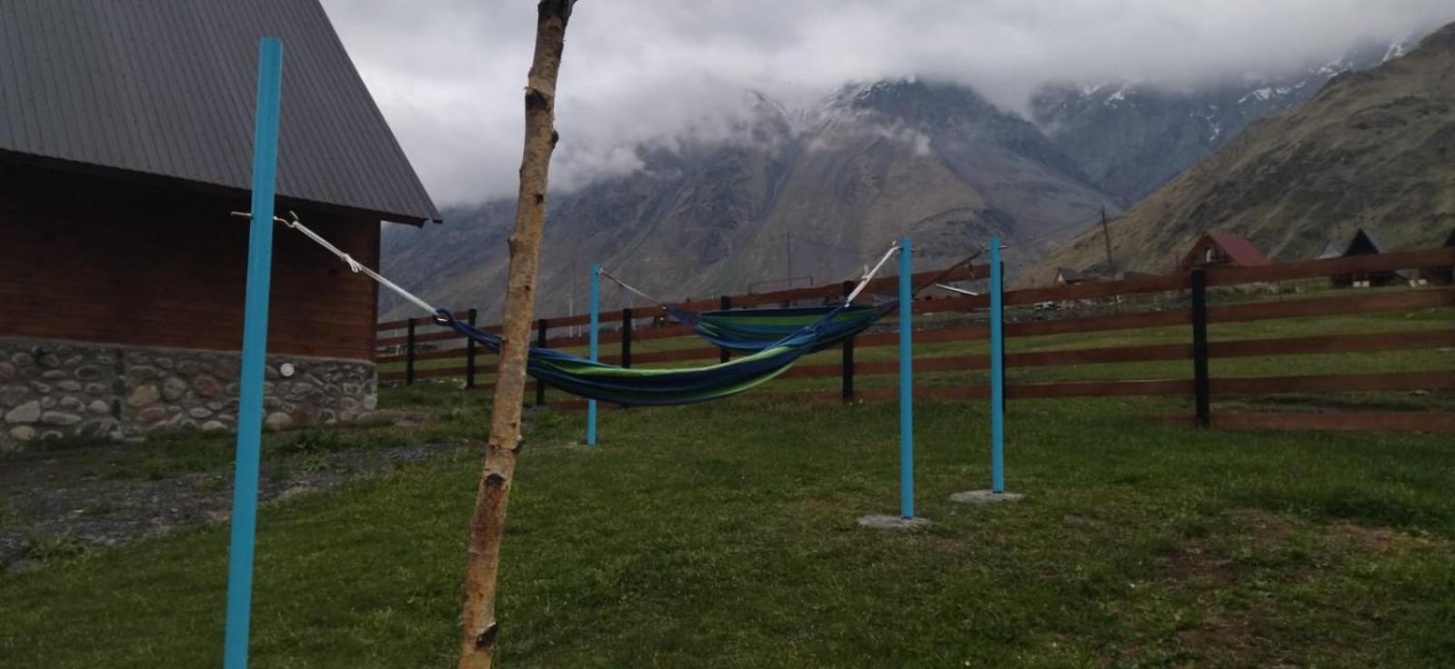 Cliffside Cottage Kazbegi ภายนอก รูปภาพ